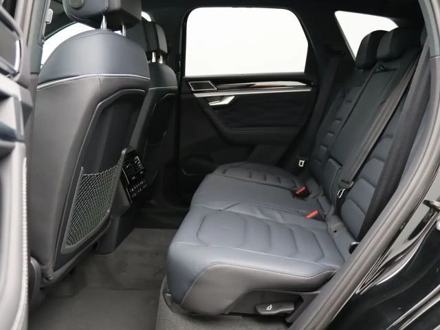 Volkswagen Touareg IQ.Drive R-Line