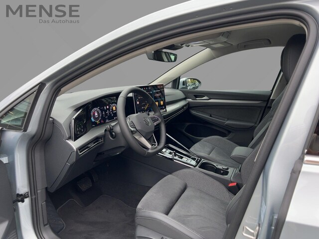 Volkswagen Golf 1.5 eTSI DSG IQ.Drive