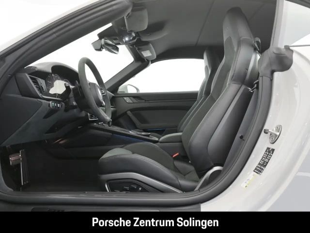 Porsche 911 Cabrio Carrera GTS