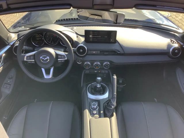 Mazda MX-5 Exclusive-line SkyActiv