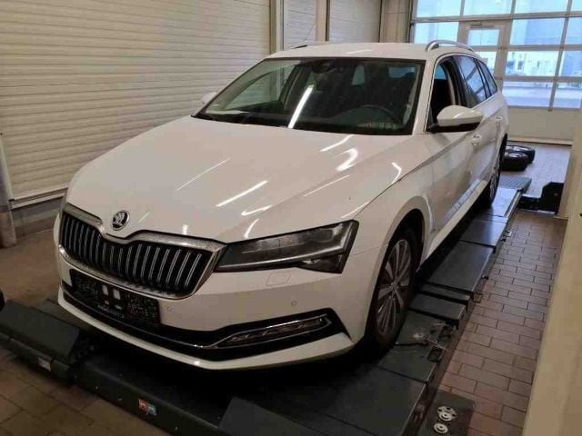Skoda Superb 1.5 TSI Combi Style Style