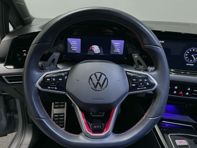 Volkswagen Golf 2.0 TSI DSG Golf VIII