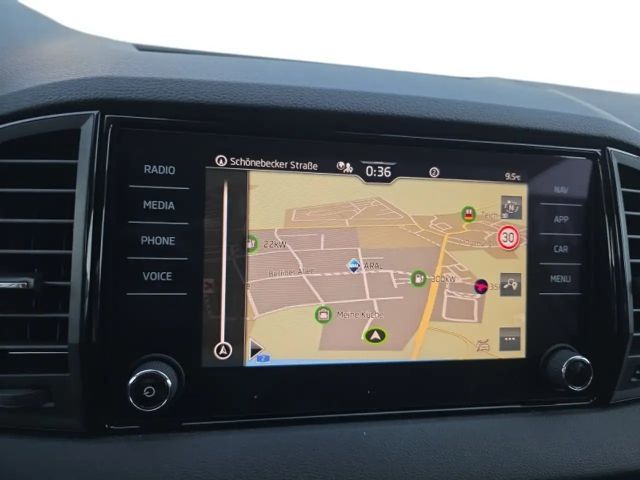 Skoda Karoq 1,0TSI 115PS Navi/LED/ACC/Kamera/Winterp.    **