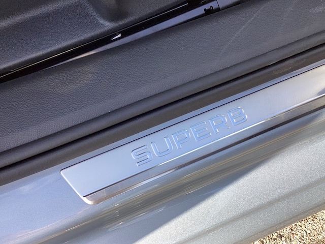 Skoda Superb 2.0 TDI Combi Selection