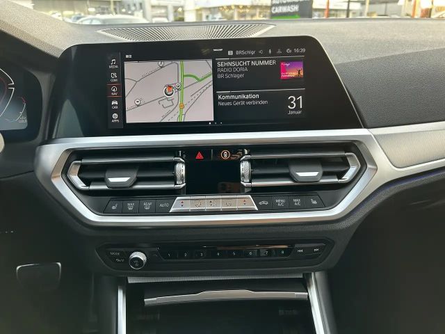 BMW 330 330d M-Sport Touring xDrive