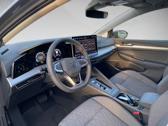 Volkswagen Golf 1.5 eTSI DSG Golf VIII