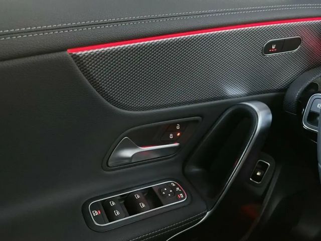 Mercedes-Benz CLA 250 CLA 250 e Coupé