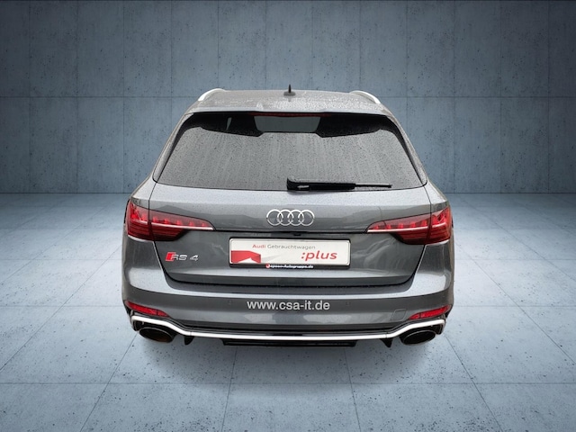 Audi RS4 Avant Quattro
