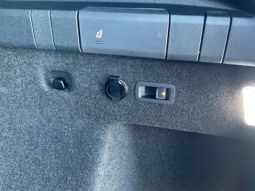 Volkswagen Tayron 2.0 TDI 4Motion DSG R-Line