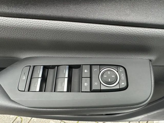 Toyota Prius Executive Plug-in