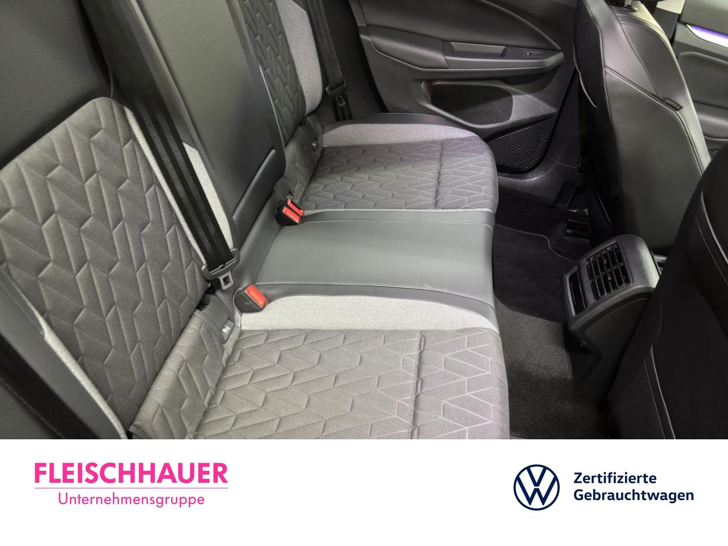 Volkswagen Golf 1.5 eTSI Golf VIII Life