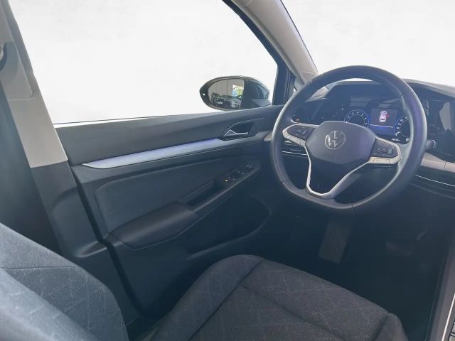 Volkswagen Golf 1.5 eTSI DSG Life Variant