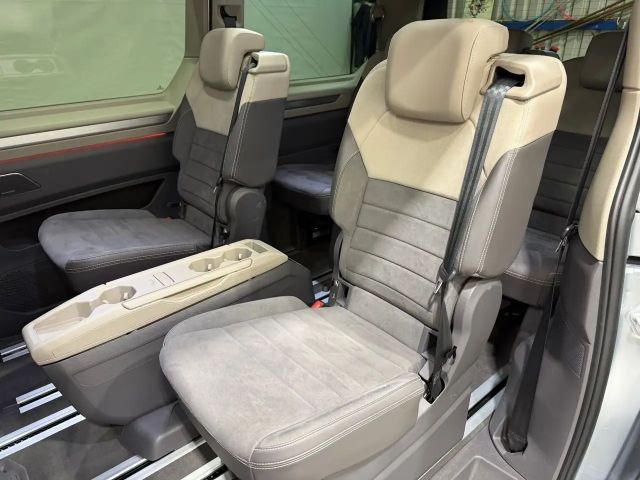 Volkswagen Multivan 2.0 TDI DSG Lang Style T7