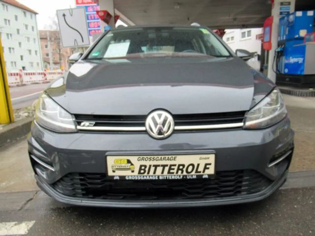 Volkswagen Golf 2.0 TDI DSG R-Line Variant
