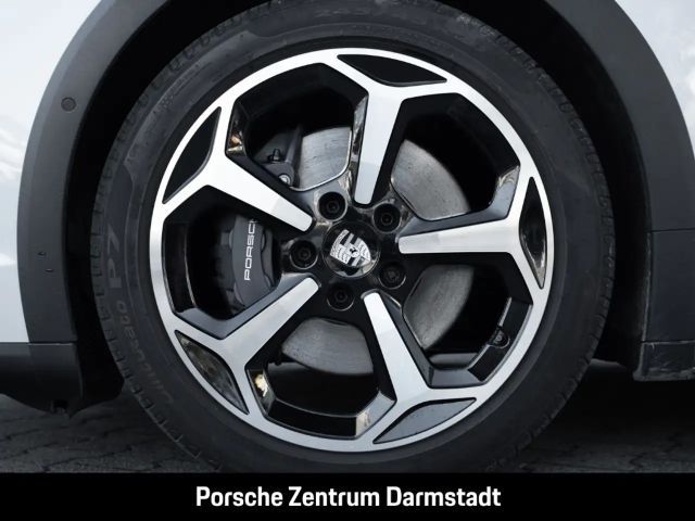 Porsche Taycan 4 Cross Turismo