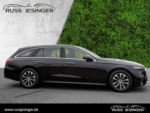 Mercedes-Benz E 200 AVANTGARDE Estate