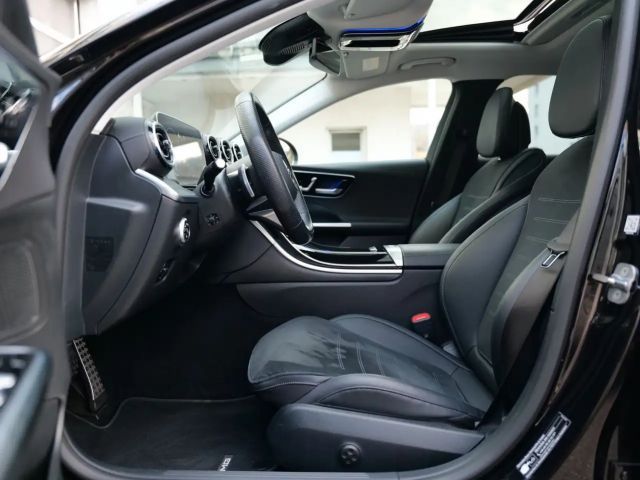 Mercedes-Benz C 220 AMG Line C 220 d Sedan