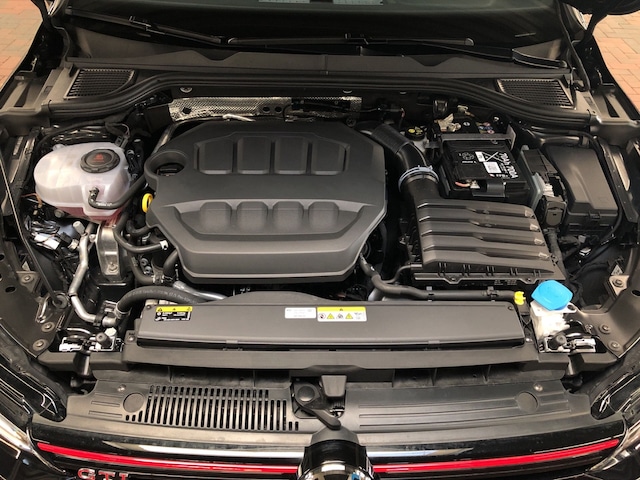 Volkswagen Golf 2.0 TSI DSG GTI