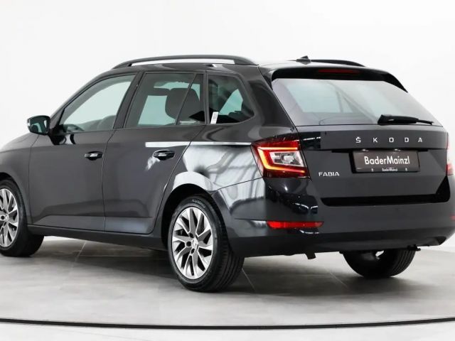 Skoda Fabia 1.0 TSI Clever Combi