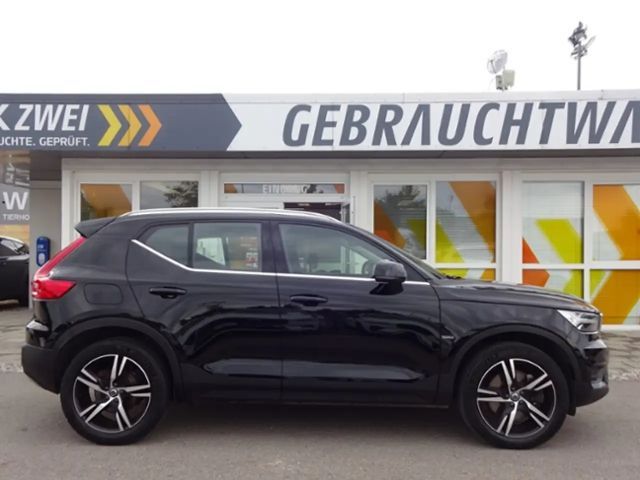 Volvo XC40 Core T4