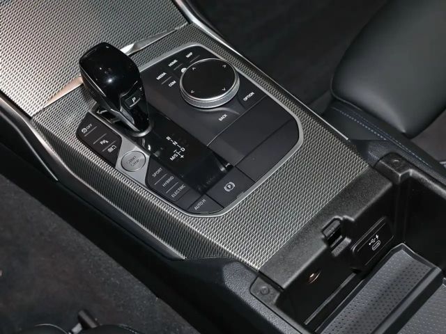 BMW 330 330e M-Sport Touring