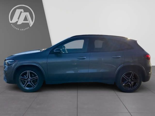 Mercedes-Benz GLA 200 AMG Line