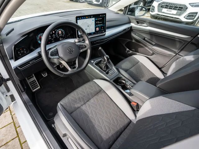 Volkswagen Golf 1.5 TSI Variant