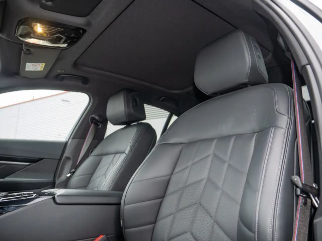 BMW 520 520i M-Sport Sedan