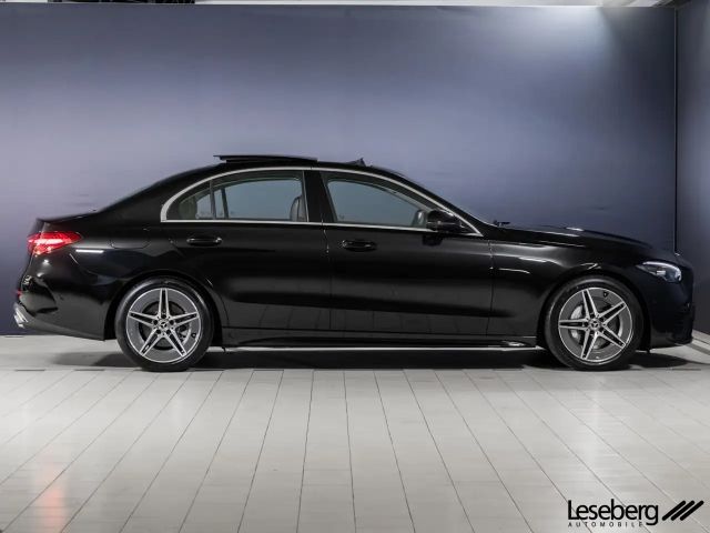 Mercedes-Benz C 220 AMG Line C 220 d Sedan