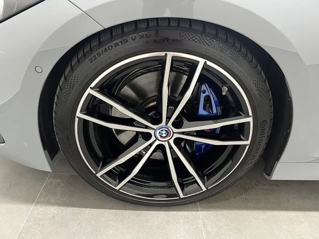 BMW 330 330e Touring xDrive