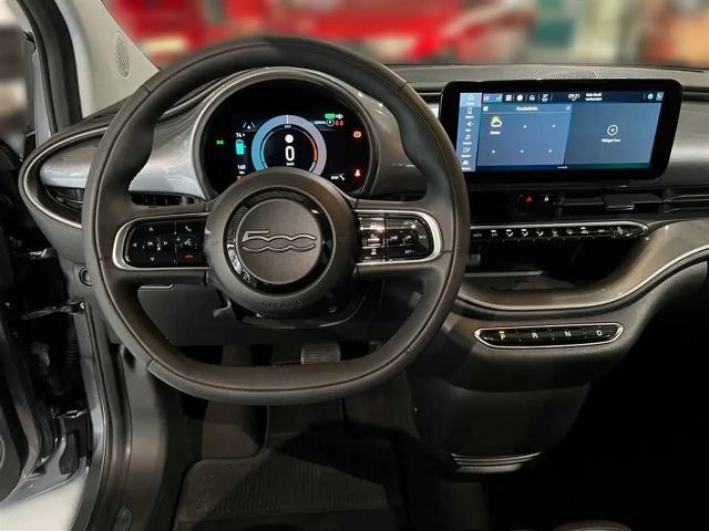 Fiat 500 42kWh mit Navi*PDC*RFK*ACC
