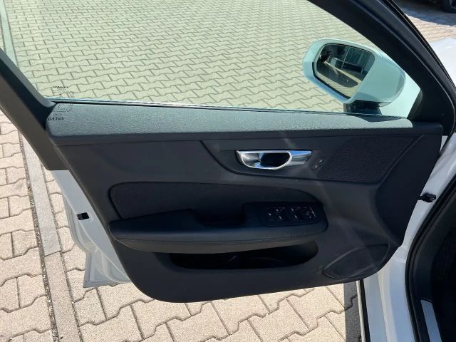 Volvo V60 Momentum