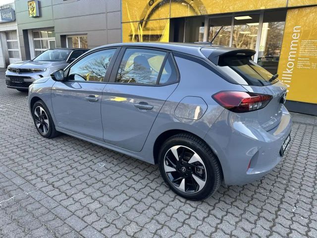 Opel Corsa +SOH 99%+RFK+SITZHEIZUNG+