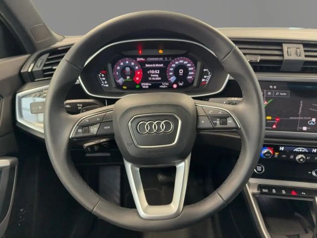 Audi Q3 35 TFSI S-Line