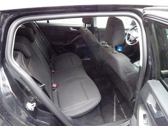 Ford Focus Titanium Wagon