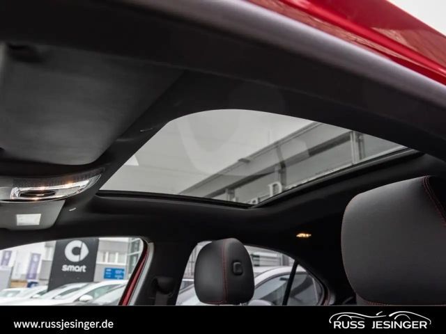 Mercedes-Benz A 250 4MATIC AMG Line