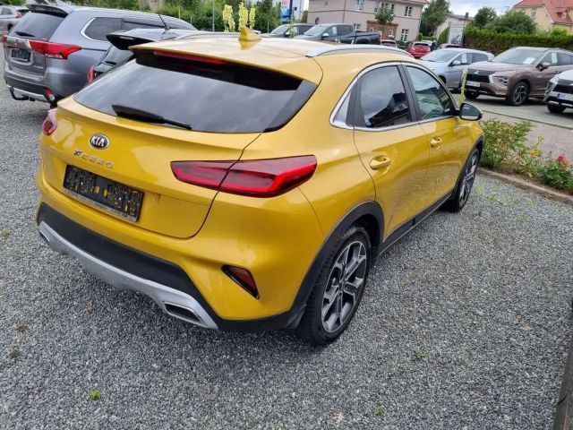 Kia XCeed 1,5 TOP HU/AU neu Ganzjahrereifen