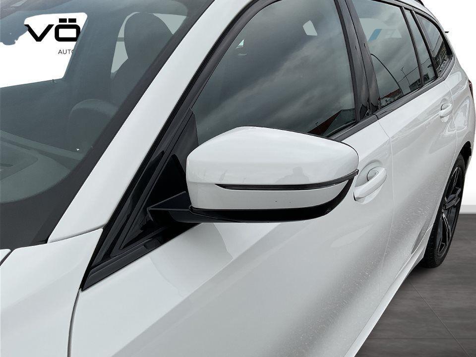 BMW 330 330e Touring