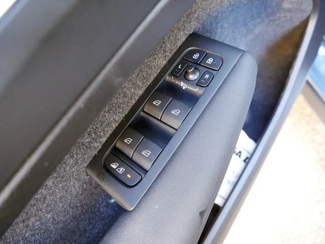 Volvo XC40 Dark Plus