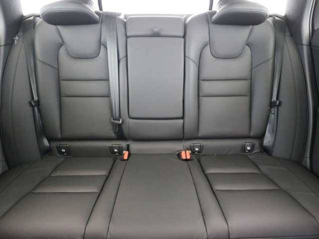 Volvo V60 Cross Country AWD Ultimate