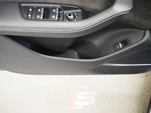 Audi SQ7 TFSI tiptr. MATRIX AHK PANO HEAD-UP Stadhzg.