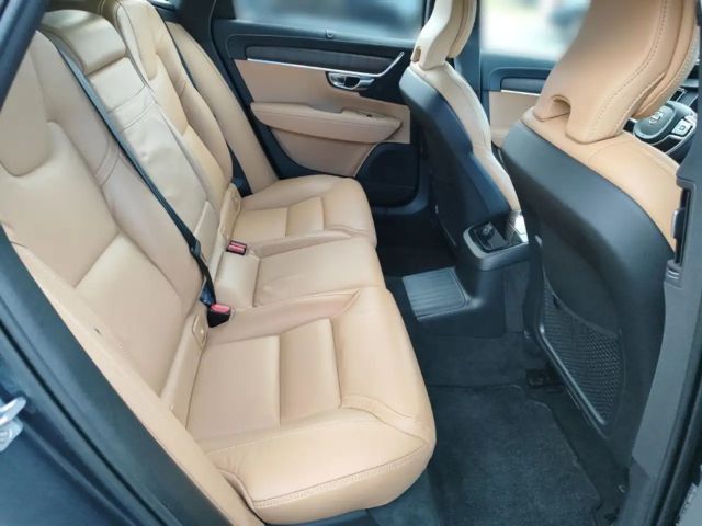 Volvo V90 AWD Inscription Recharge T6