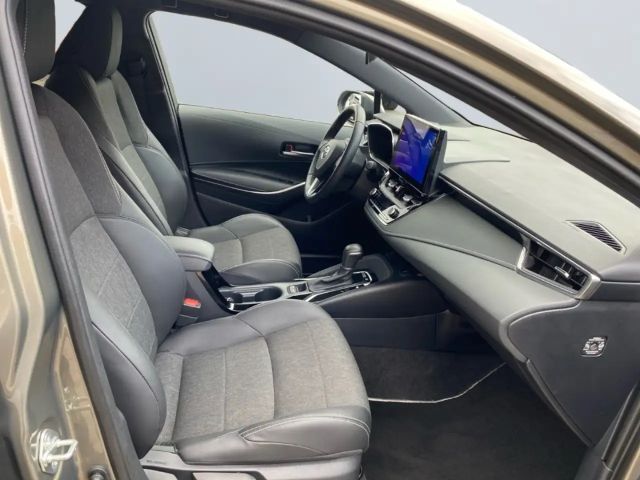 Toyota Corolla Hybride Team D