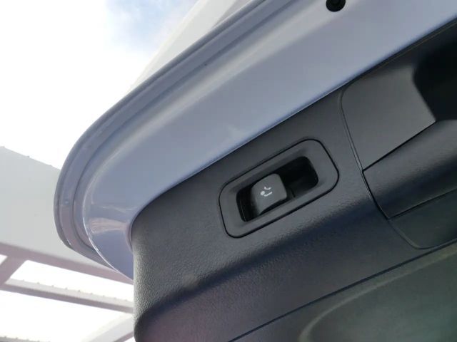 Mercedes-Benz B 180 Progressive