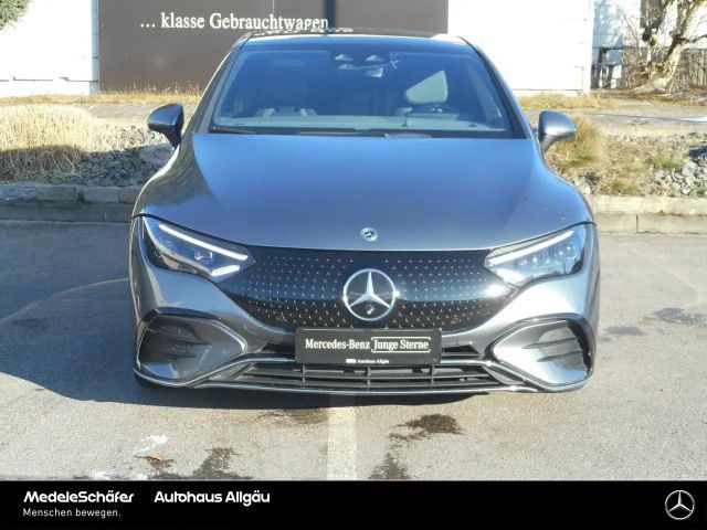 Mercedes-Benz EQE 350 AMG Line Sedan