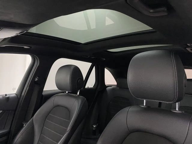 Mercedes-Benz GLC 200 4MATIC AMG Line