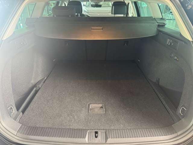 Volkswagen Passat 1.5 TSI Business DSG Variant