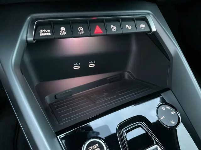 Audi A3 35 TDI S-Line Sedan