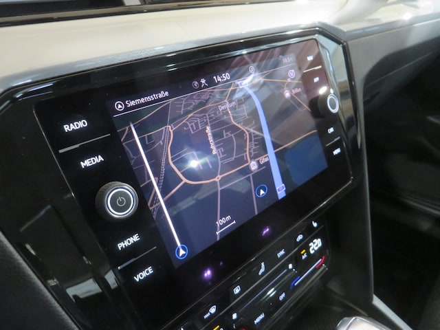 Volkswagen Passat 1.5 TSI Business DSG Variant