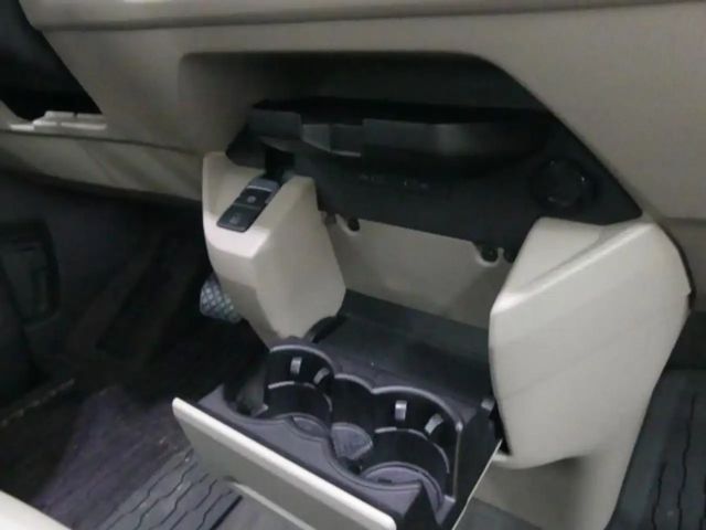 Volkswagen Multivan 2.0 TDI DSG T7